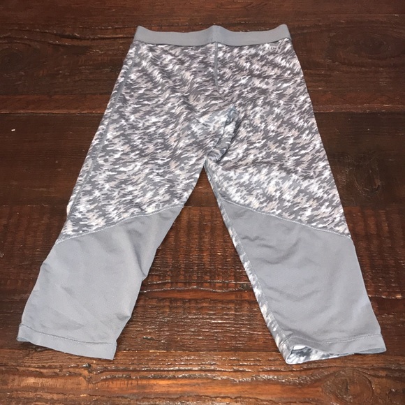 Nike pro crop leggings - Picture 2 of 3